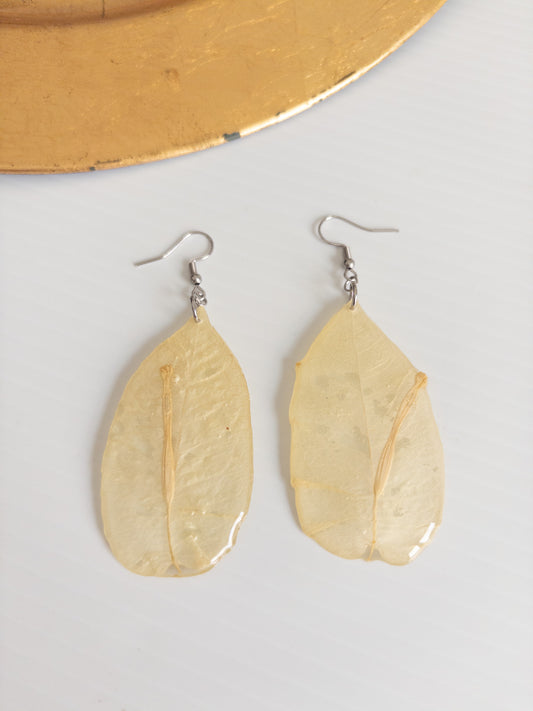 Trinitaria Blanca Earrings