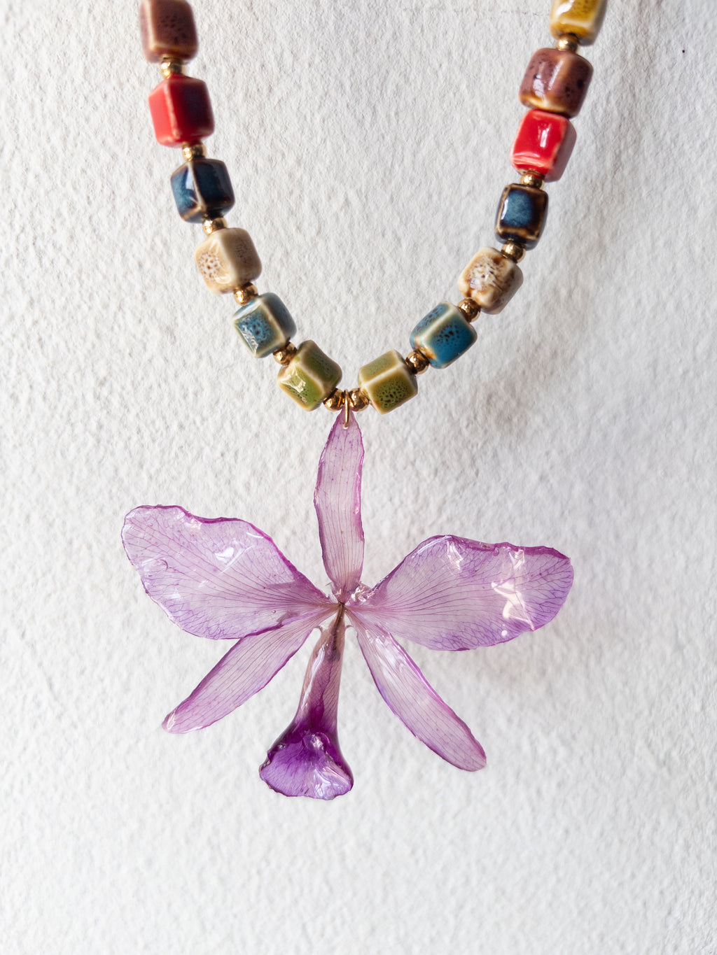Orquídea Violeta Collar